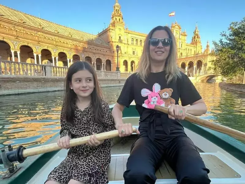 amalia enache vacanta tatal fetitei sale 10