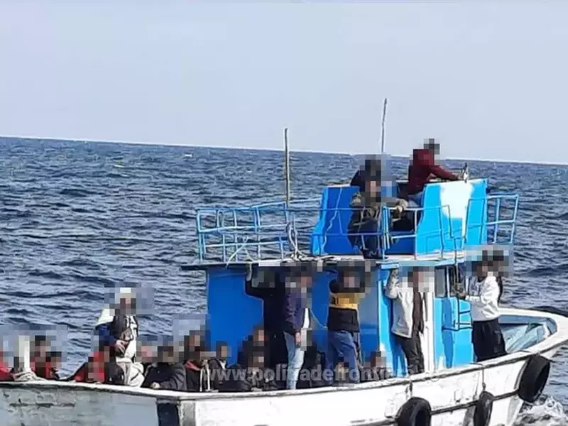 1685096574110-19437-s4