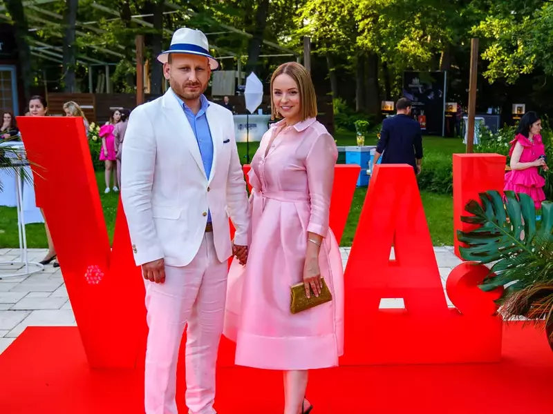 28556347250607235706601793311580945721678724n-1