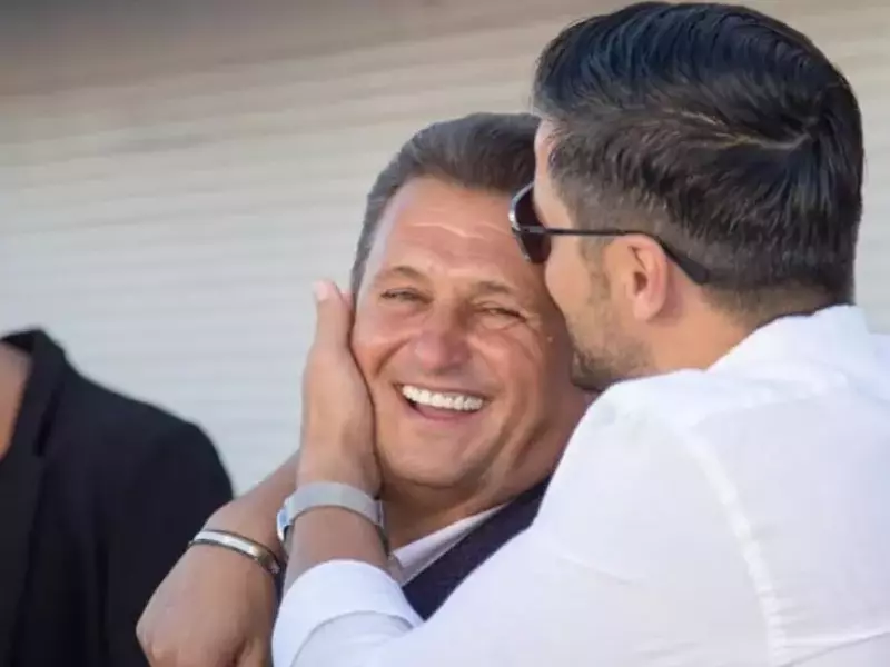 liviu-varciu–schimb-de-replici-cu-una-dintre-fiicele-lui-nea-marin–e-geloasa-rau–de-asta-m-a-infiat-pe-mine-nea-marin_37021000