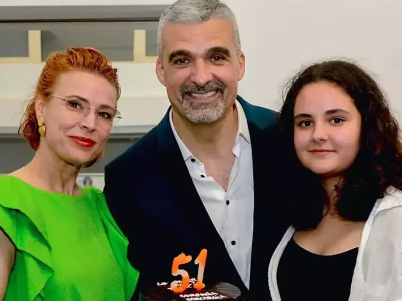 Monica Davidescu, Aurelian Temișan și Dora