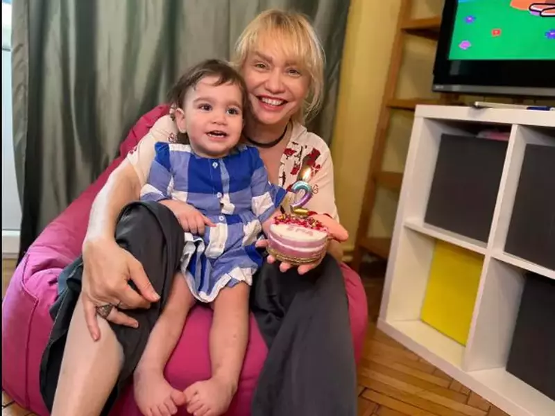 cristina-cioran-si-fetita-ei-2