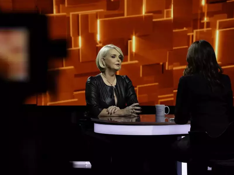iuliana-marciuc-la-40-de-intrebari-cu-denise-rifaikanal-d-2