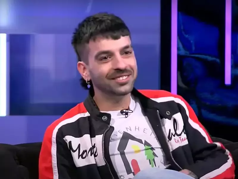 david-puscas-a-spalat-vase-3