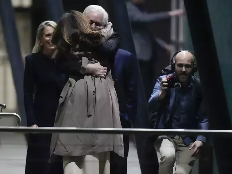 Julian Assange WikiLeaks