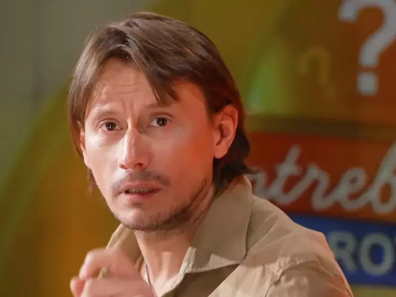 Marius Manole la „Întrebarea Mesei Rotunde”, emisiune difuzată de Acasă TV