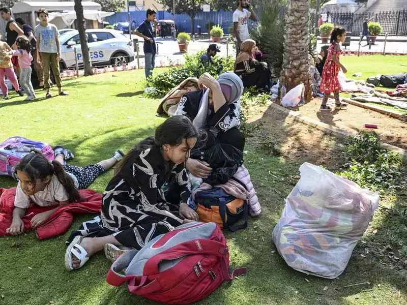 Civili strămutați în Beirut