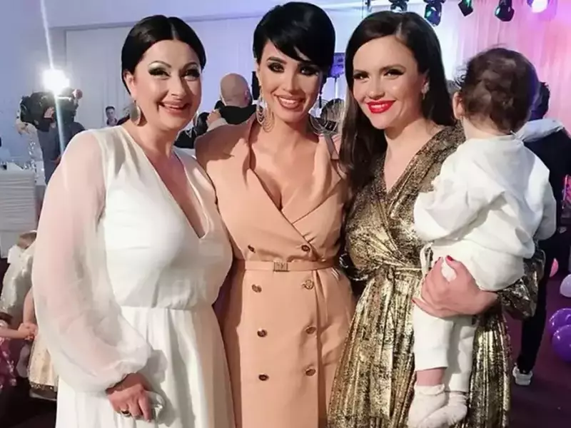 Cristina Șișcanu și Gabriela Cristea (2)