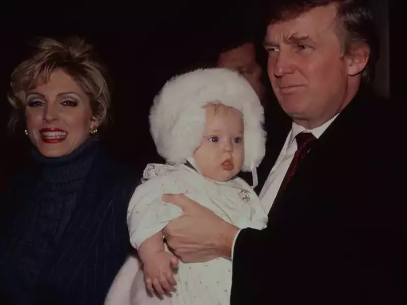 Marla Maples Trump și Donald Trump cu fiica Tiffany Trump la New York