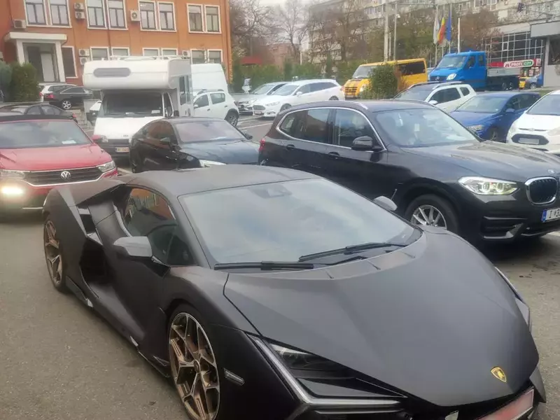 lamborghini1-facebook-rar