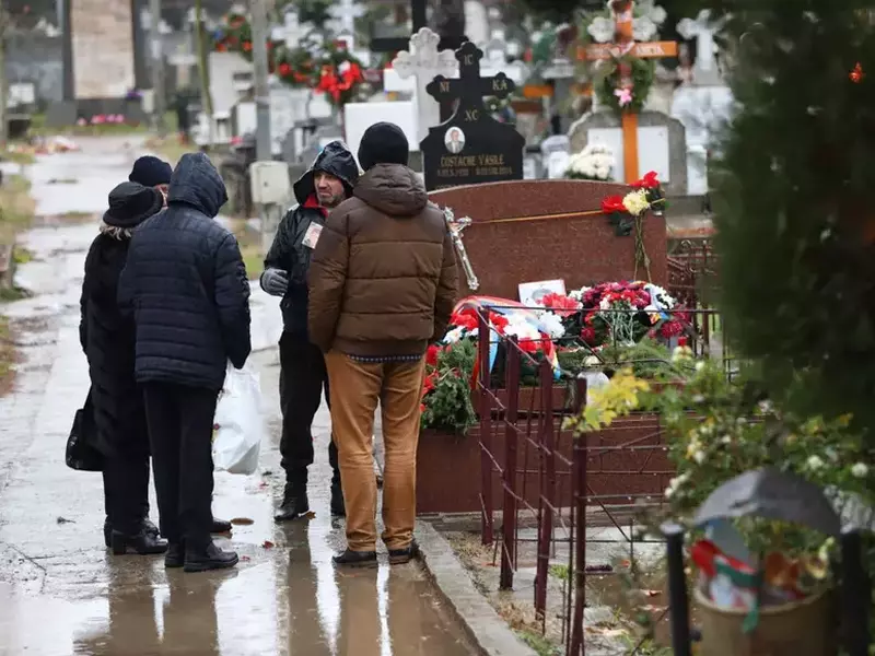 nostalgici1-ceausescu-libertatea-dumitru-angelescu