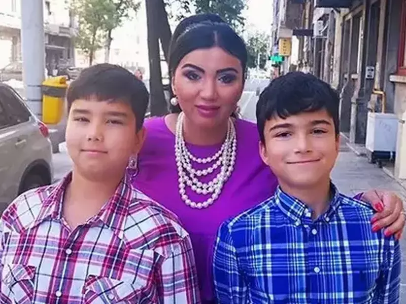 Adriana Bahmuțeanu, alături de Eduard și Maximus Prigoană