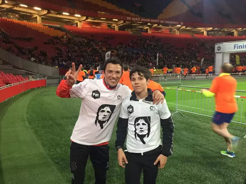 Eric Ogararu_arhiva personala