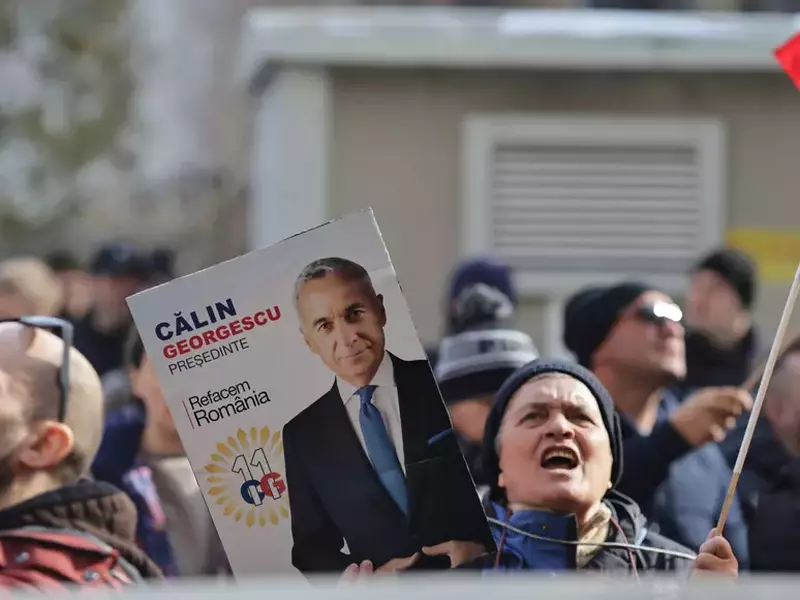 susținătorii lui Călin Georgescu, protest la Parchetul General