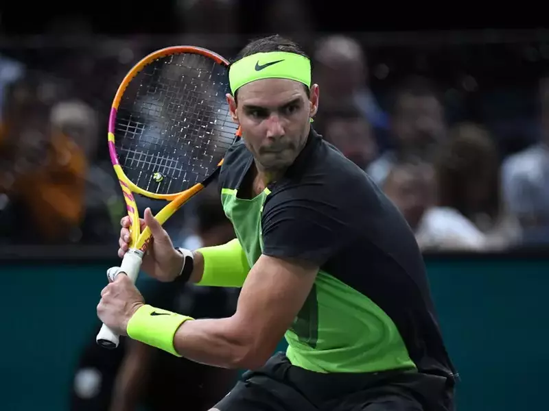 Tommy Paul remporte son match face à Rafael Nadal lors du tournoi de tennis „Rolex Paris Masters 2022” à Bercy AccorHotels Arena à Paris