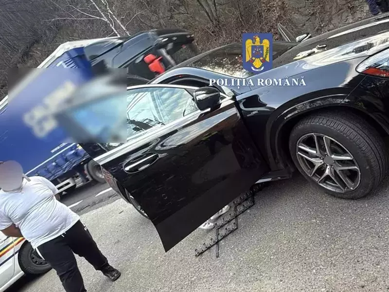Șofer oprit în trafic pe Valea Oltului – Foto Politia Romana (1)