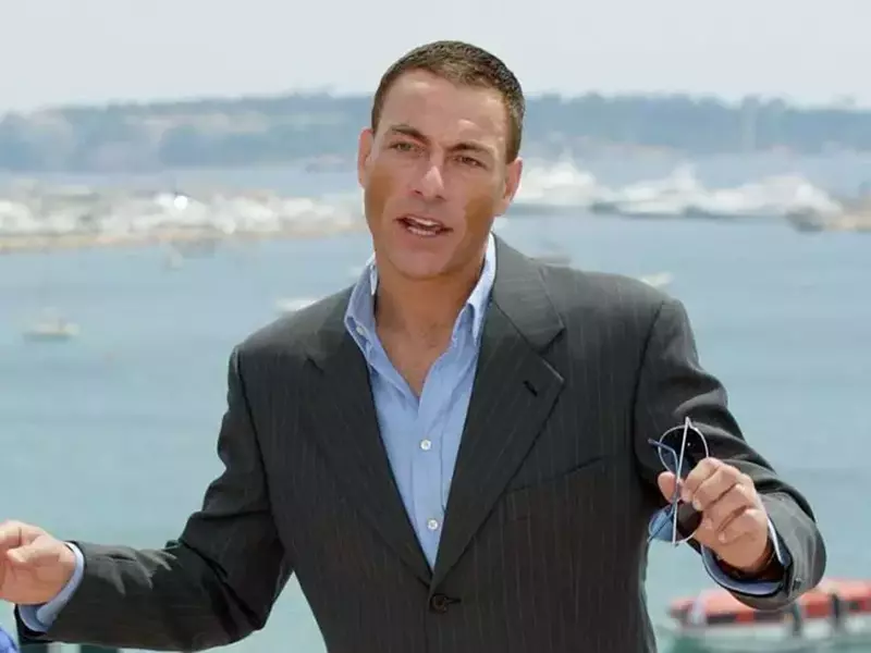 Jean-Claude Van Damme are plângere penală la DIICOT Iași pentru trafic de persoane