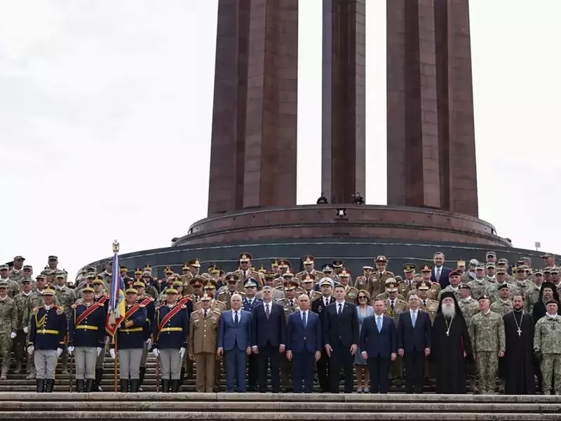 Ziua Forțelor Terestre 2025 din Parcul Carol, în fața Monumentului Ostașului Necunoscut