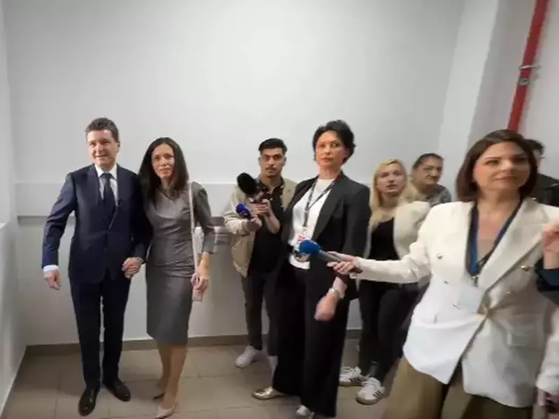 Nicușor Dan alături de Mirabela Grădinaru, partenera lui