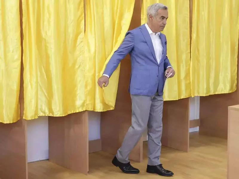 votare-calin-georgescu-george-simion1-4-mai-2025