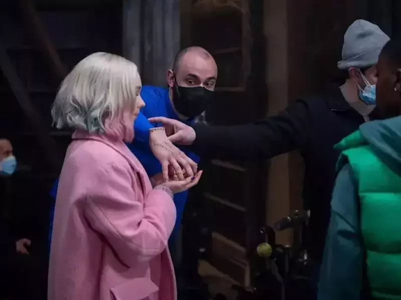 lady gaga serial wednesday netflix (2)