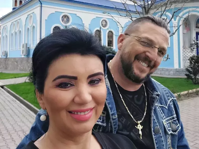 Adriana Bahmuteanu si George Restivan