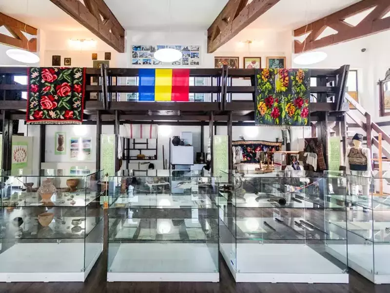 Meserii uitate și situri arheologice mai puțin știute, la Muzeul Răzeșilor Găzari din Cucuieți, Solonț, Bacău, 4 septembrie 2025