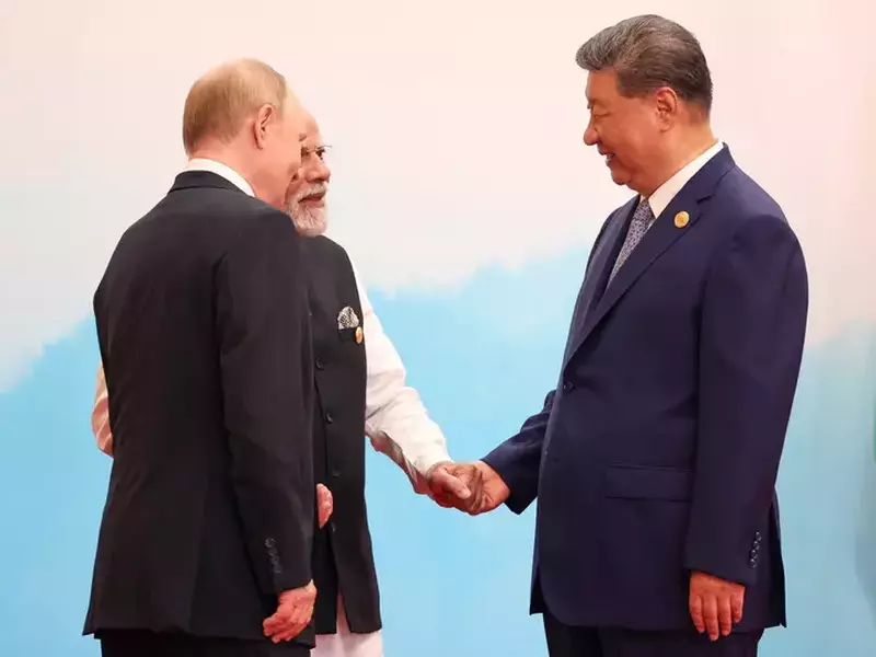 Narendra Modi, Vladimir Putin și Xi Jinping. Foto Profimedia