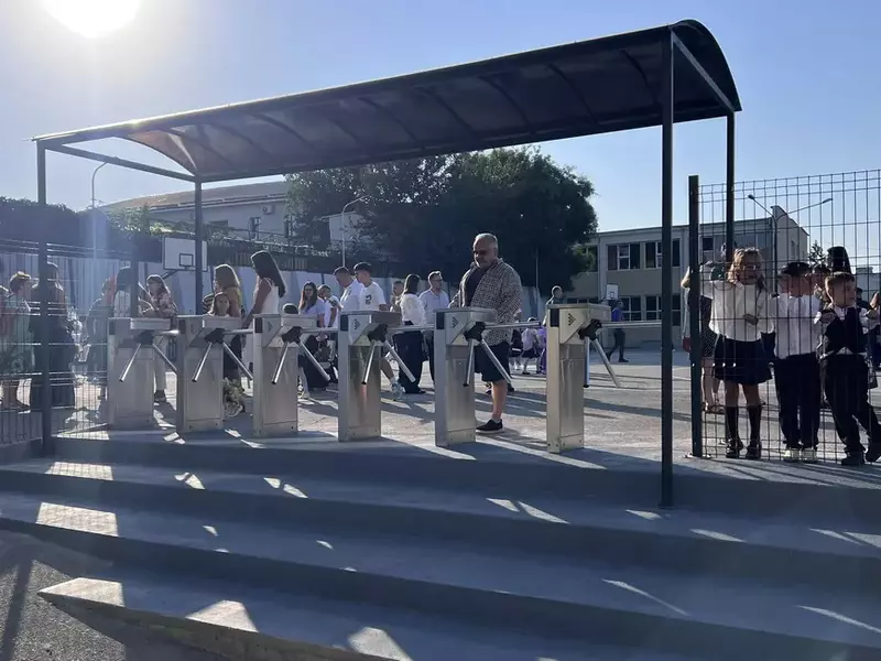 turnicheti-liceu-craiova-fratii-buzești (1)