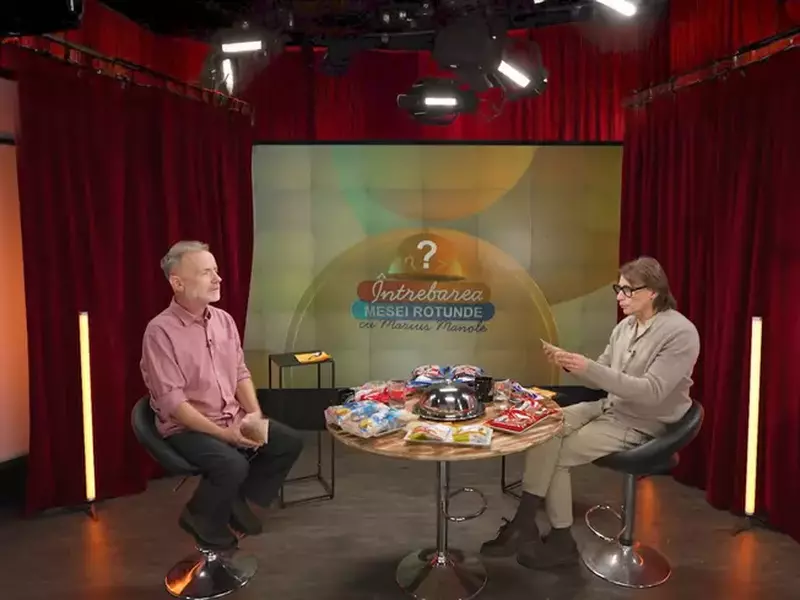 Radu Afrim și Marius Manole la „Întrebarea Mesei Rotunde”, emisiune difuzată de Acasă TV