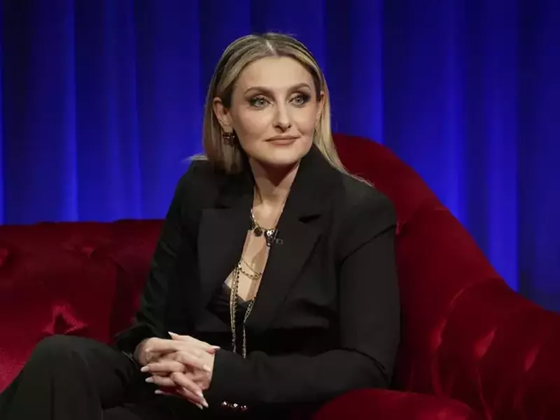 Alina Sorescu la „În oglindă” cu Mihai Ghiță (2)