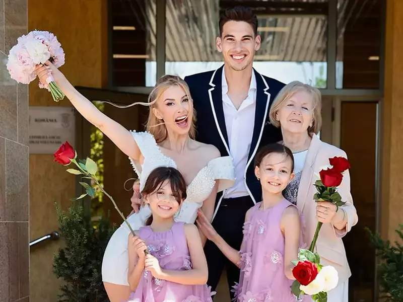 Andreea Bălan s-a căsătorit cu Victor Cornea. Foto: Facebook-Andreea Bălan