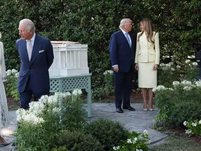 charles si camilla sua