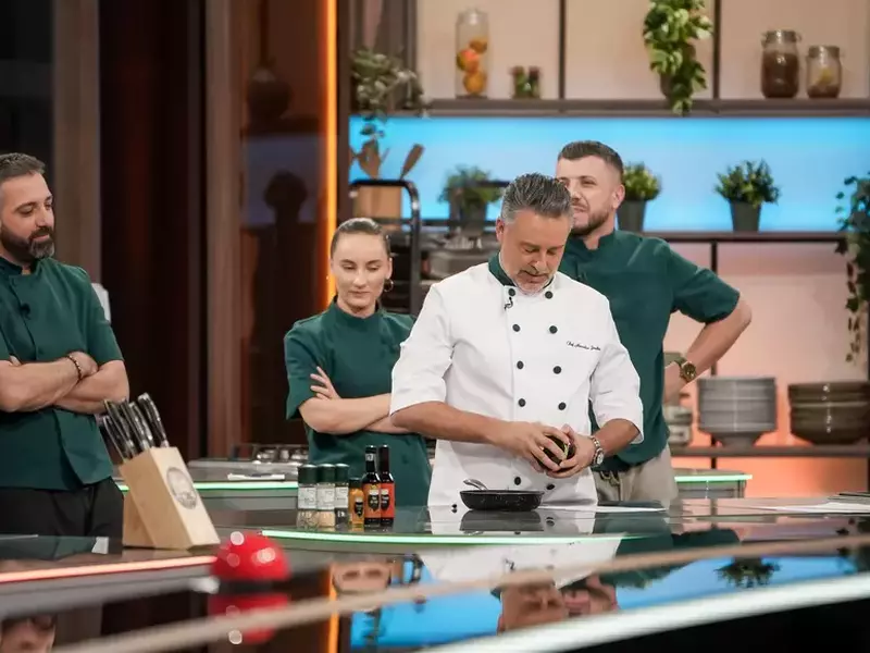 Chefi la cuțite (2)