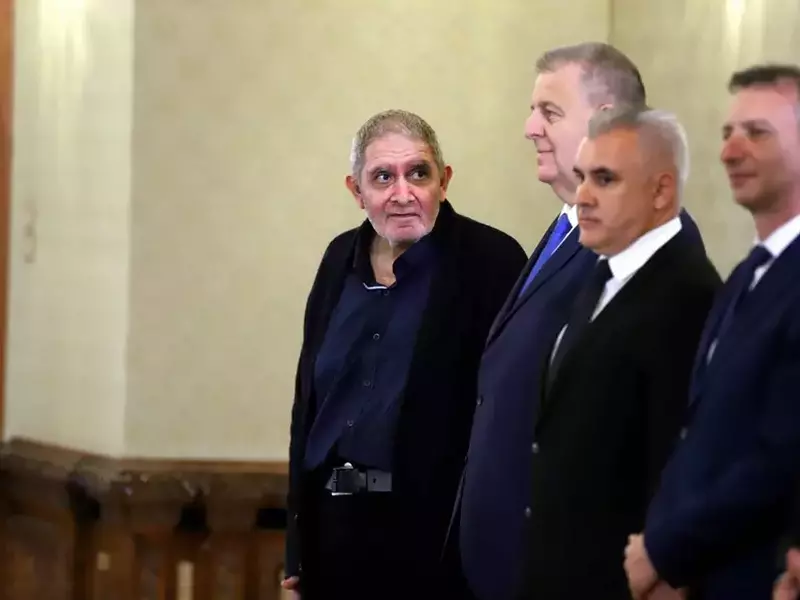 nicusor-dan-minoritati42