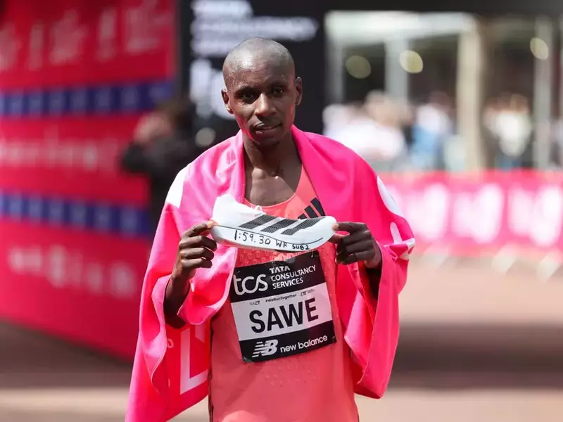Sabastian Sawe Wins the Elite Mens race for the TCS LONDON Marathon and sets a new sub 2 hour world record in the process, in London UK. 26th April 2026