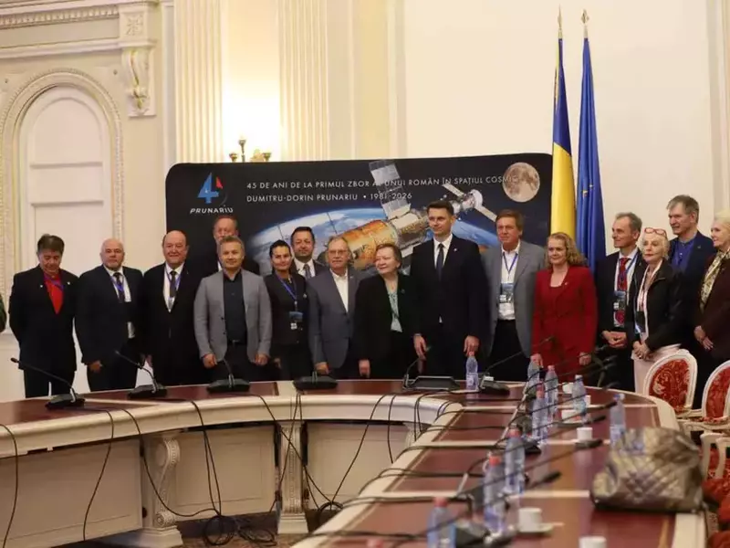 Dumitru Prunariu, singurul român care a zburat în Cosmos, aniversat în Senat după 45 de ani de la misiunea Soyuz 40 (00)