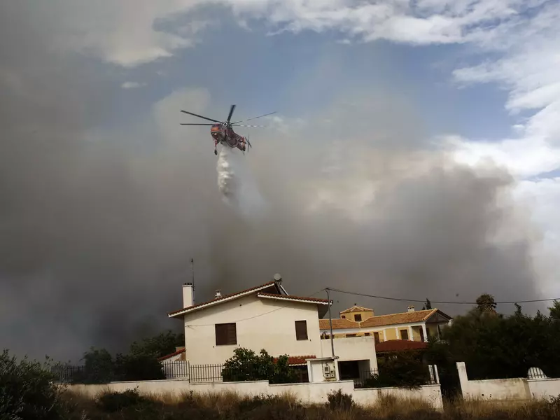 Incendii de vegetație în Grecia, în apropiere de Atena