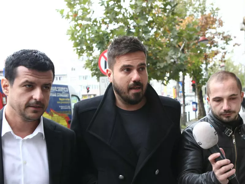 Fiul Vitreg Al Milionarului Dan Adamescu Rani Adamescu Pus Oficial Sub Acuzare Libertatea