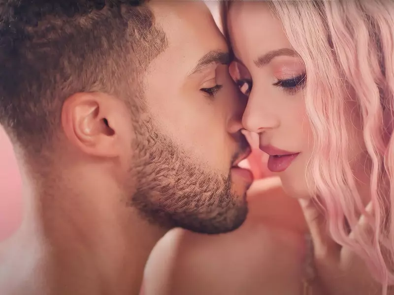 Shakira și Lucien Laviscount (1)