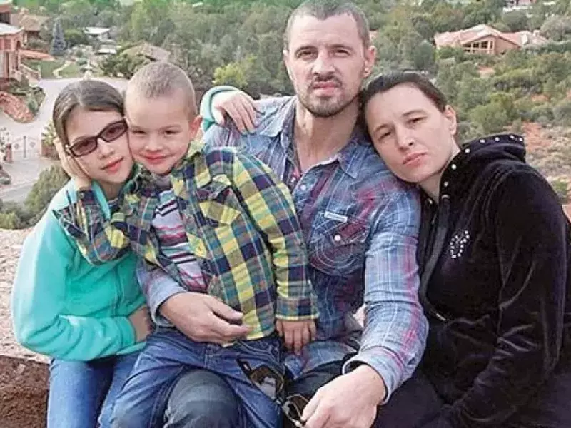 Pavel Stratan si sotia