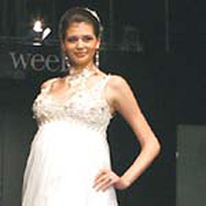 Monica Mireasa Gravida La Bucharest Fashion Week ştiri
