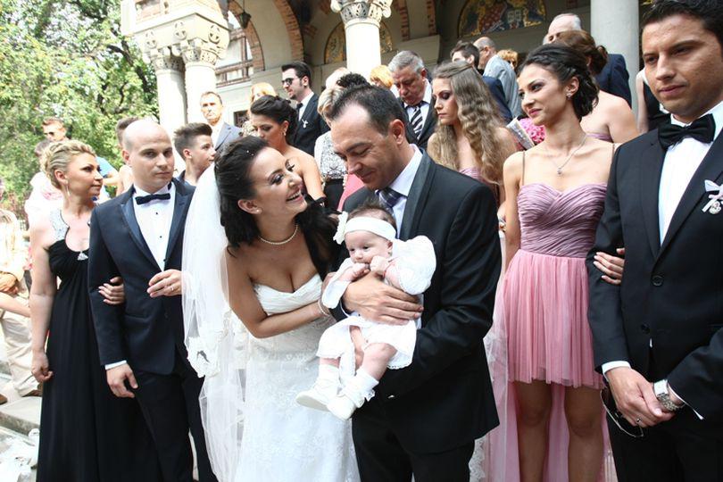 Giulia Anghelescu Nuntă şi Botez în Aceeaşi Zi Vezi Ce Rochie A