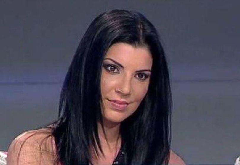 Andreea Tonciu și-a arătat noii sâni. S-a deschis la ...