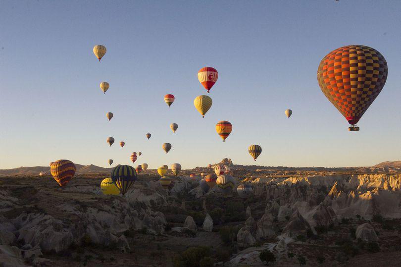 49 de turiști au fost răniți în urma unei plimbări cu ...