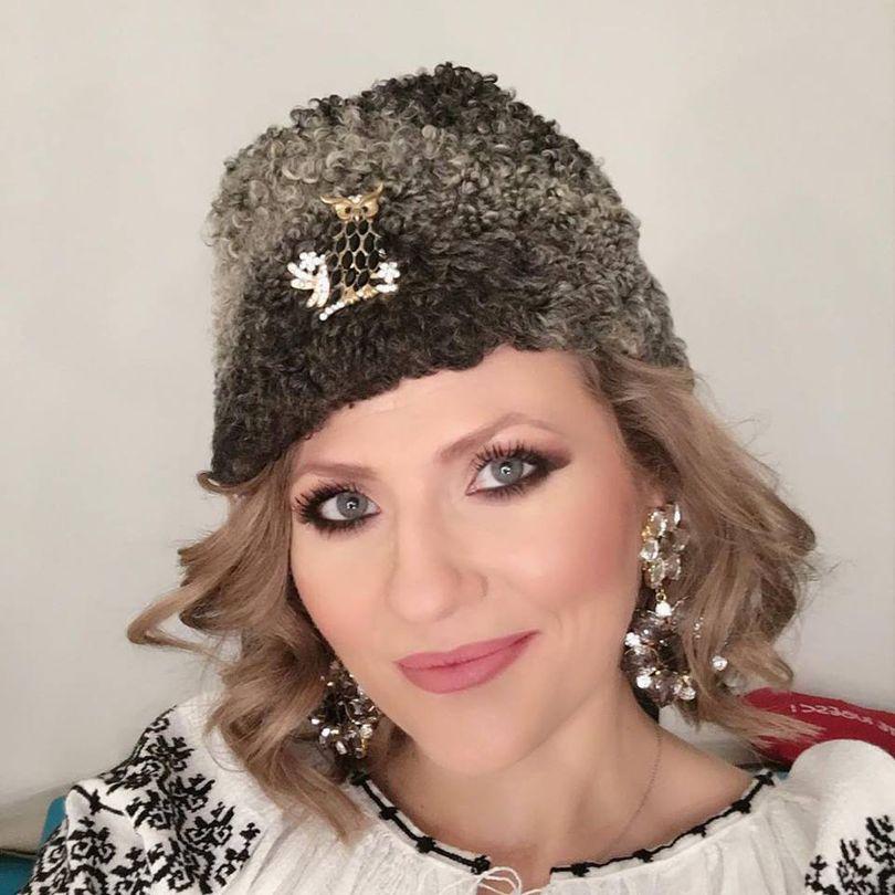 Mirela Vaida a ajuns cu fetița la spital. Micuța, pe perfuzii
