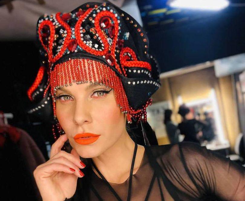 Anna Lesko, cu posteriorul la vedere. Din ce în ce mai ...