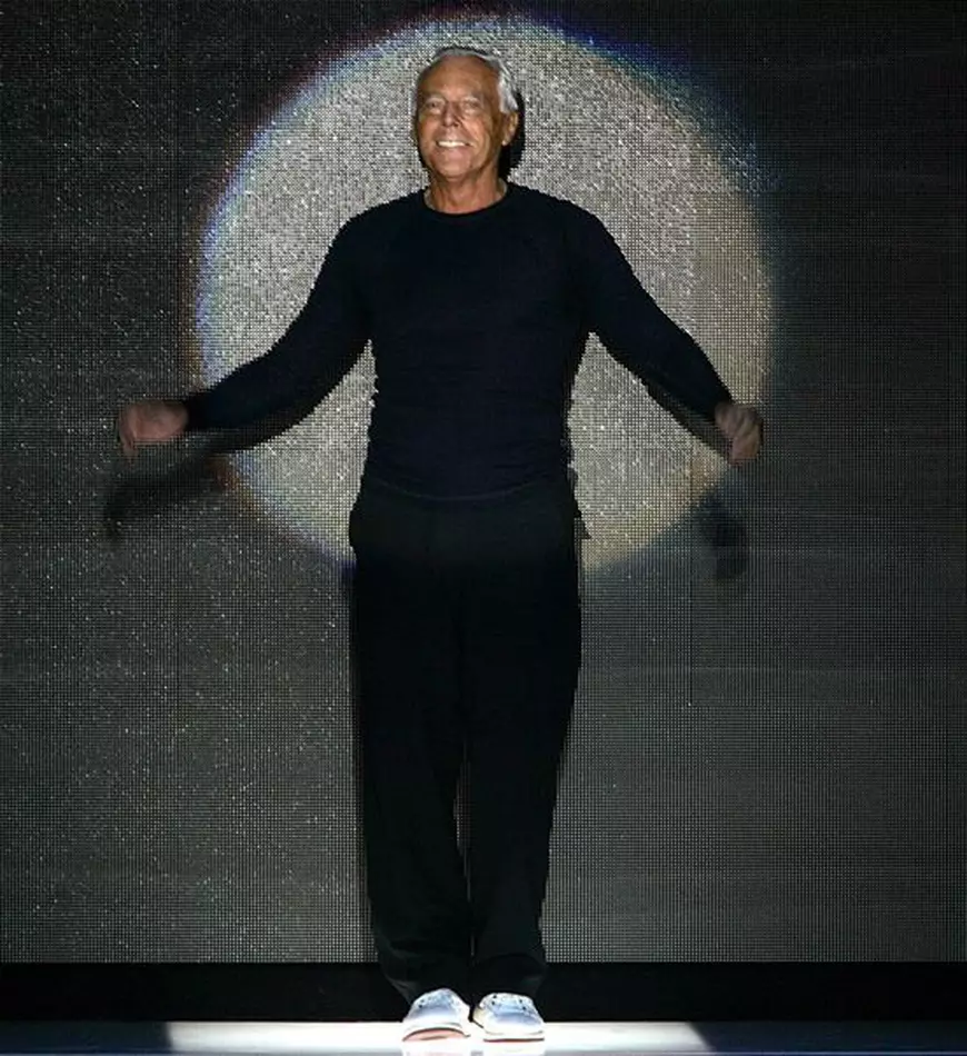 Ce fac bogații lumii în timpul crizei coronavirusului. Reconversia afacerilor, donații sau nimic