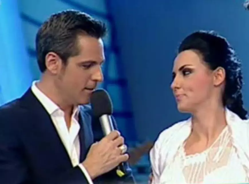 EXCLUSIV/ Bănică jr. și Lavinia, la prima lor ieșire romantică în Centrul Vechi. Au petrecut în club cu bodyguarzii la ușă!