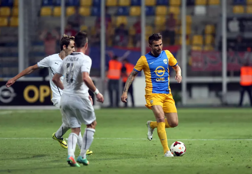 Adrian Mutu, la minge, a jucat cu Petrolul împotriva cehilor de la Viktoria Plzen